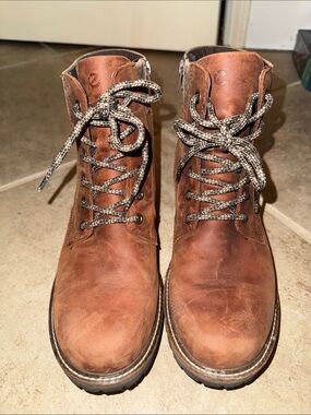 Ecco Women's Brown Lace-Up Nubuck Boots